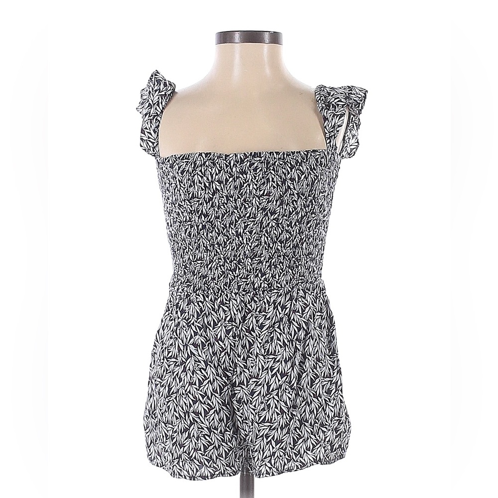 Lulu’s Navy floral mini romper